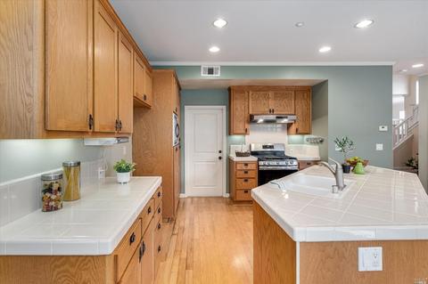 30 Windsor Ct, Napa, CA 94558 photo 16