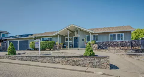 117 Palomar Ln, Vallejo, CA 94591 photo 2