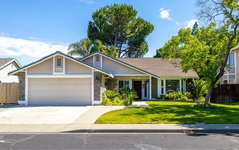 654 Whitestag Way, Vacaville, CA 95687