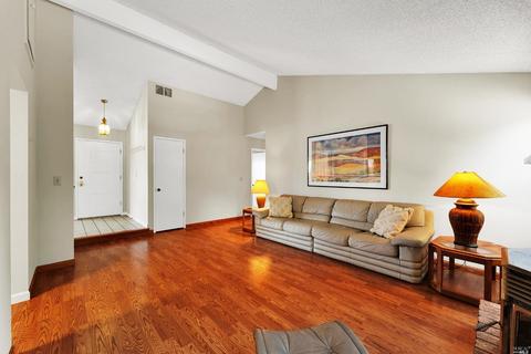 4867 Silverado Dr, Fairfield, CA 94534 photo 6