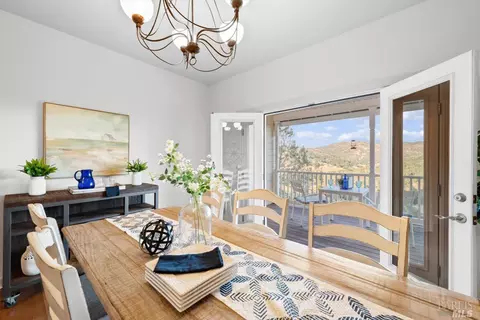 14 Blackwood Ct, Napa, CA 94558