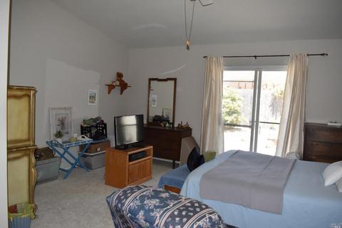 5552 Burgundy Ct, Vallejo, CA 94591 photo 16
