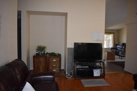 5552 Burgundy Ct, Vallejo, CA 94591 photo 11