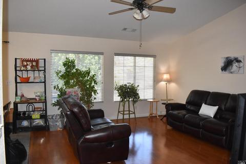 5552 Burgundy Ct, Vallejo, CA 94591 photo 9