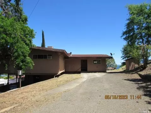 2564 Beach Ln, Lakeport, CA 95453