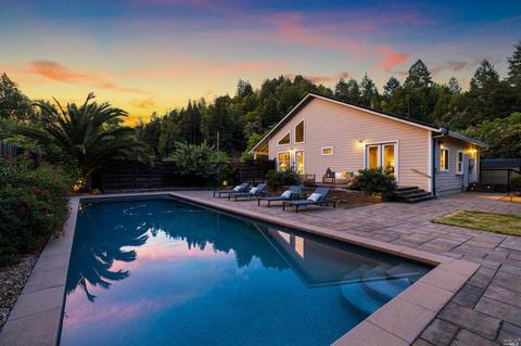 16506 Armstrong Woods Rd, Guerneville, CA 95446