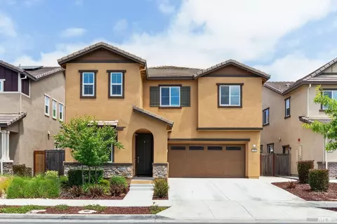 5008 King Pl, Rohnert Park, CA 94928