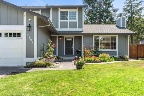 2404 Kamloops Ct, Santa Rosa, CA 95405