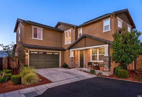 5404 Kaitlyn Pl, Rohnert Park, CA 94928