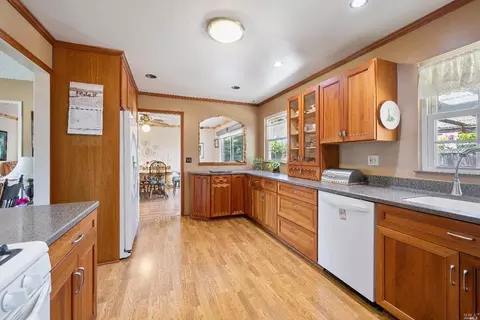 751 Juniper Ct, Sonoma, CA 95476 photo 15