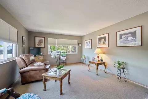 751 Juniper Ct, Sonoma, CA 95476 photo 9