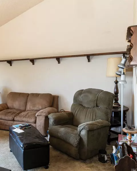 480 Phoenix Cir, Vallejo, CA 94589 photo 16