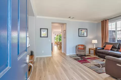 450 Goblet Pl, Windsor, CA 95492 photo 3