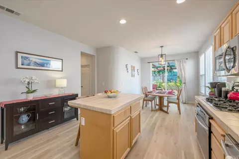 450 Goblet Pl, Windsor, CA 95492 photo 9