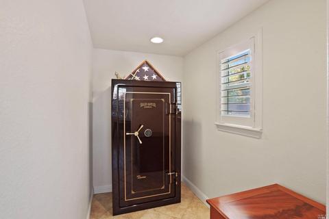 4224 Wisteria Cir, Vallejo, CA 94591 photo 9