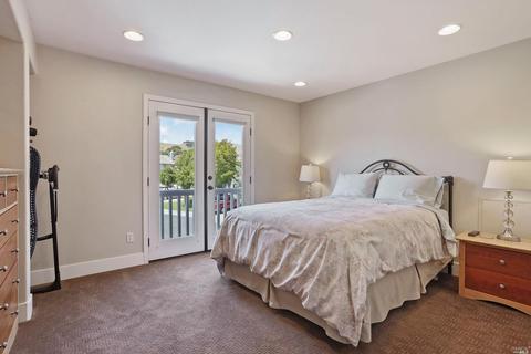 4224 Wisteria Cir, Vallejo, CA 94591 photo 40
