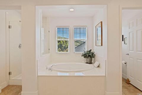 4224 Wisteria Cir, Vallejo, CA 94591 photo 32