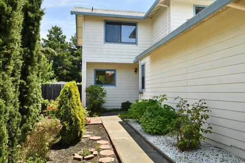 58 Gilbert Way, Cotati, CA 94931 photo 2