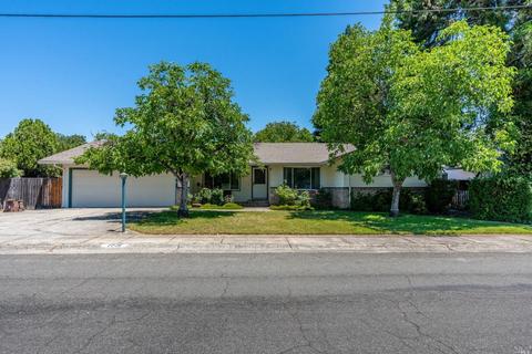 1731 Carrigan Ln, Ukiah, CA 95482