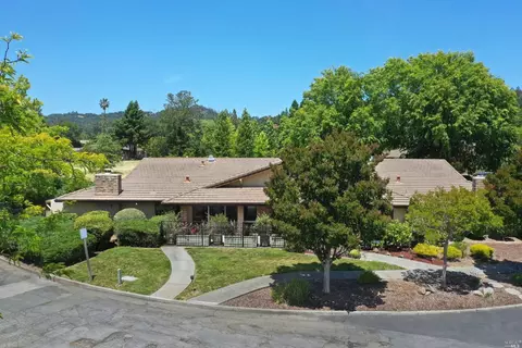 411 C Las Casitas Ct #C, Santa Rosa, CA 95403