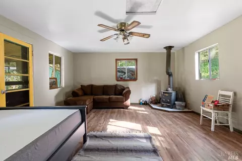 15713 Hearst Willits Rd, Willits, CA 95490 photo 16