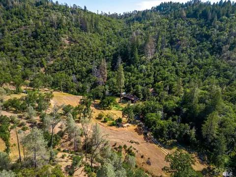 15713 Hearst Willits Rd, Willits, CA 95490 photo 3