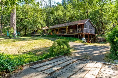 15713 Hearst Willits Rd, Willits, CA 95490 photo 2