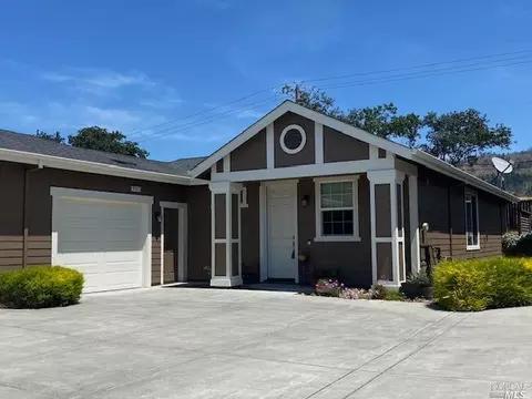 9327 Oak Trail Cir, Santa Rosa, CA 95409