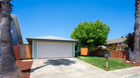 1354 Gaspar Ct, Rohnert Park, CA 94928