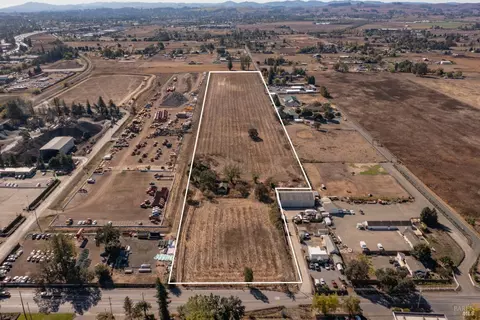 306 Todd Rd, Santa Rosa, CA 95407