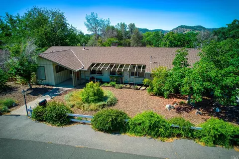 14284 Memory Ln, Clearlake, CA 95422