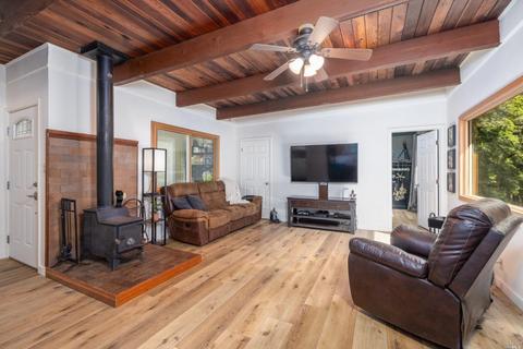 31 Silvia Dr, Cazadero, CA 95421