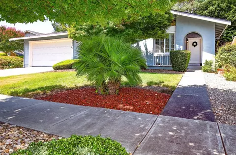 1177 Mountain View Cir, Napa, CA 94558
