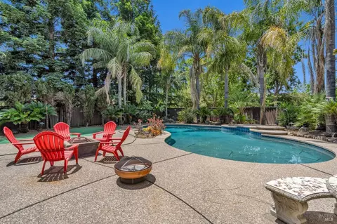 3417 Moss Valley Dr, Fairfield, CA 94534