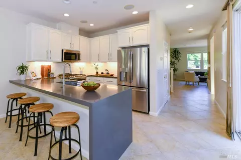 127 Ullman Ct, Napa, CA 94559 photo 7