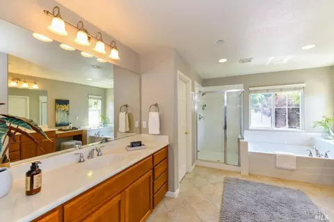 127 Ullman Ct, Napa, CA 94559 photo 19