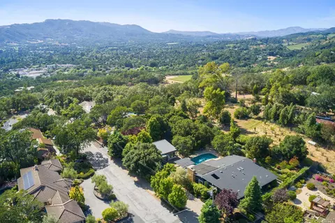 525 Michael Dr, Sonoma, CA 95476 photo 88