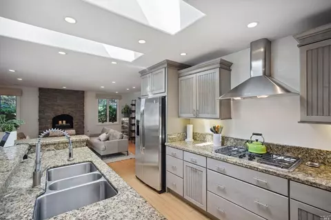 525 Michael Dr, Sonoma, CA 95476 photo 16