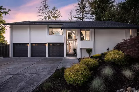 729 Montclair Dr, Santa Rosa, CA 95409