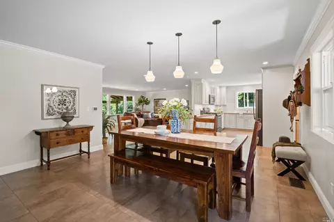 1018 Hudson Ln, Napa, CA 94558 photo 6