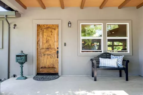 1018 Hudson Ln, Napa, CA 94558 photo 4