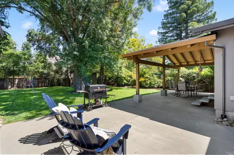 1018 Hudson Ln, Napa, CA 94558 photo 23