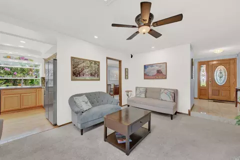 594 Marigold Dr, Fairfield, CA 94533 photo 17