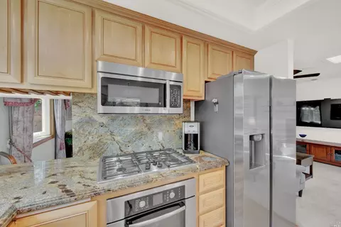 594 Marigold Dr, Fairfield, CA 94533 photo 27