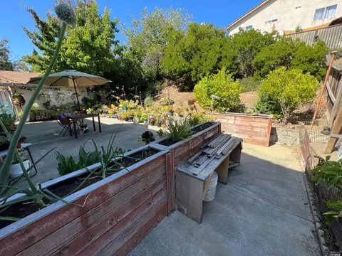 1482 Legend Cir, Vallejo, CA 94591 photo 34