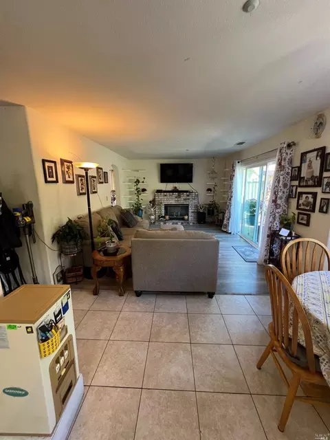 1482 Legend Cir, Vallejo, CA 94591 photo 14
