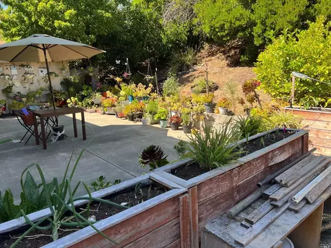 1482 Legend Cir, Vallejo, CA 94591 photo 35