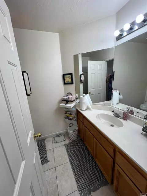 1482 Legend Cir, Vallejo, CA 94591 photo 17