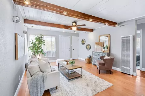 527 La Jolla St, Vallejo, CA 94591 photo 6