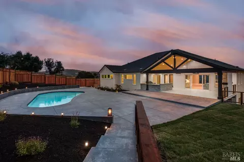 5777 Futura Way, Santa Rosa, CA 95409
